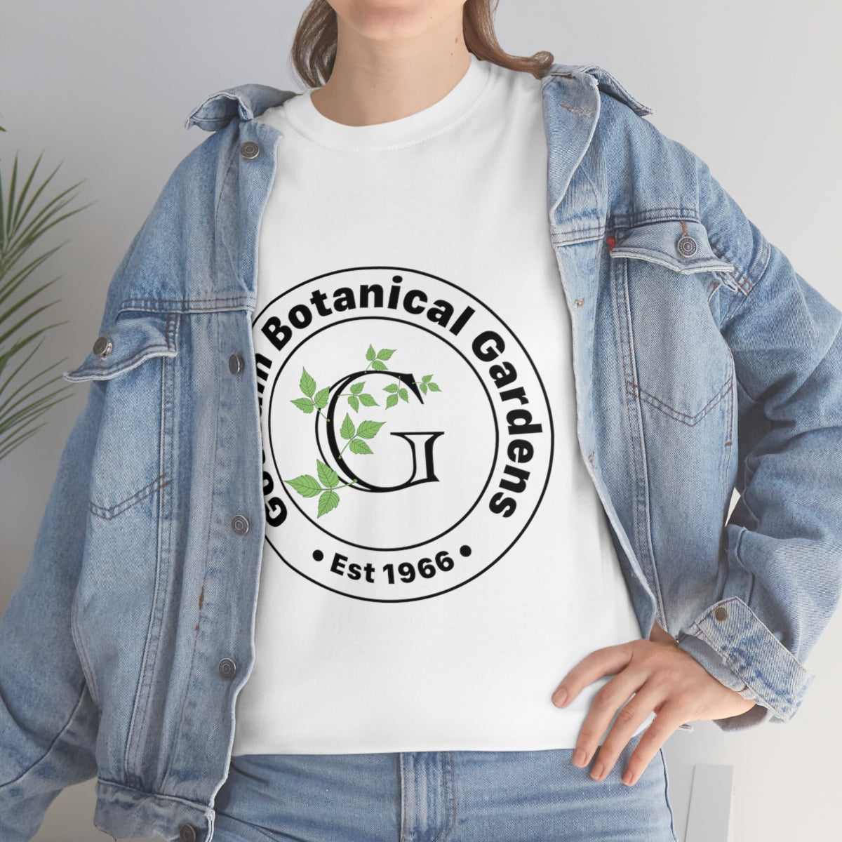 Gotham Botanical Gardens Cotton Tee, light, large logo front